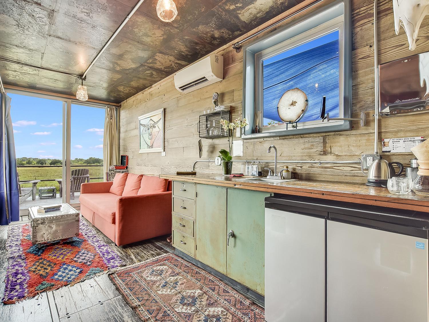 Flophouze Shipping Container Hotel Round Top Ruang foto